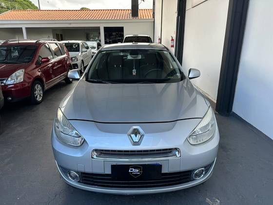 RENAULT FLUENCE 2.0 DYNAMIQUE 16V FLEX 4P MANUAL RENAULT FLUENCE 2.0 DYNAMIQUE 16V FLEX 4P MANUAL